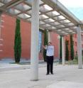 This is researcher Juan Antonio Martínez detecting a column by echolocation.