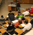 Noah Finkelstein, associate professor of physics at the University of Colorado (CU), teachers a session of General Physics 3. Like most courses in physics at CU and elsewhere, the enrolled students are predominantly male.