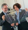 Dr. Sabine Amberg-Schwab and Dr. Klaus Noller have developed a specially coated polymer film that is ideally suited for encapsulating inorganic solar cells.