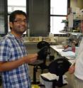 Researchers Juan Pablo Mu&#241;oz (left) and Antonio Zorzano (right) are at the IRB laboratory.