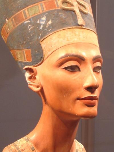 Ancient Egyptian cosmetics: 'Magical' makeup may have been medicine for eye 